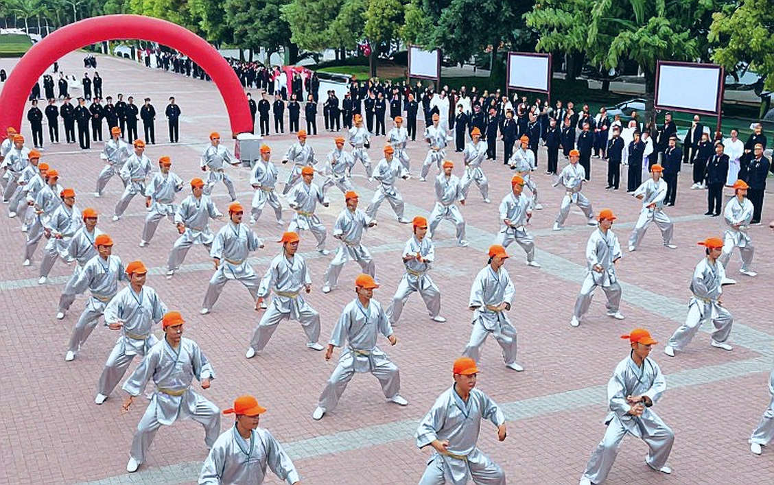 Ba mươi phút trong phòng xông hơi: sự cố cắt cân tại Asian Games 2026 và lỗ hổng mà bảng cân không phát hiện
